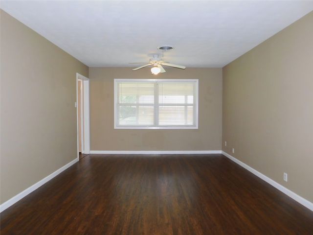 1228 Bryn Mawr Place, Denton, TX 76201