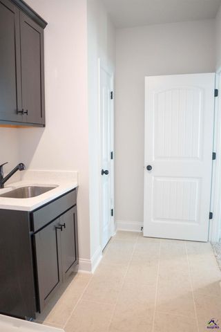 313 Garnet Drive, Bonaire, GA 31005