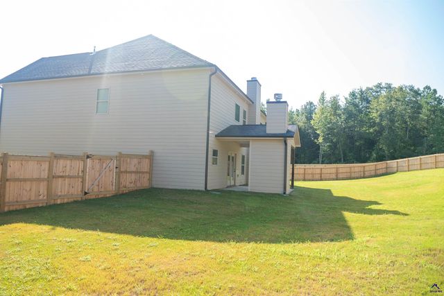 313 Garnet Drive, Bonaire, GA 31005