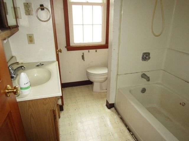 415 N School St, Avalon, PA 15202