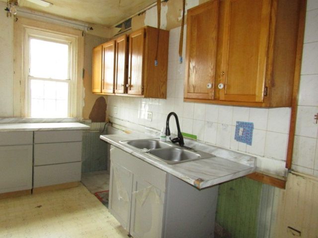 415 N School St, Avalon, PA 15202