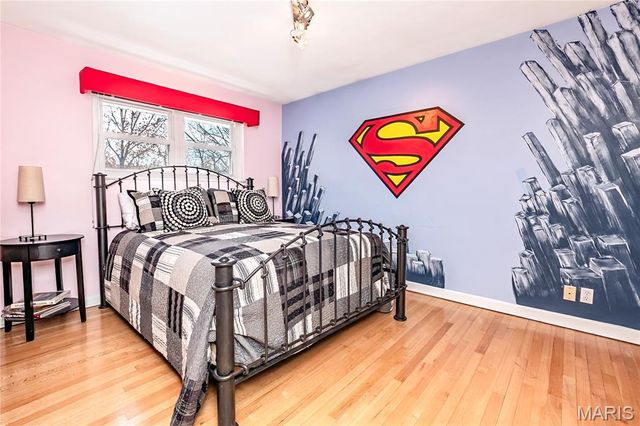 10748 Leebur Drive, St Louis, MO 63128