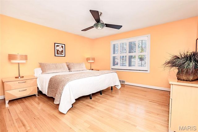 10748 Leebur Drive, St Louis, MO 63128