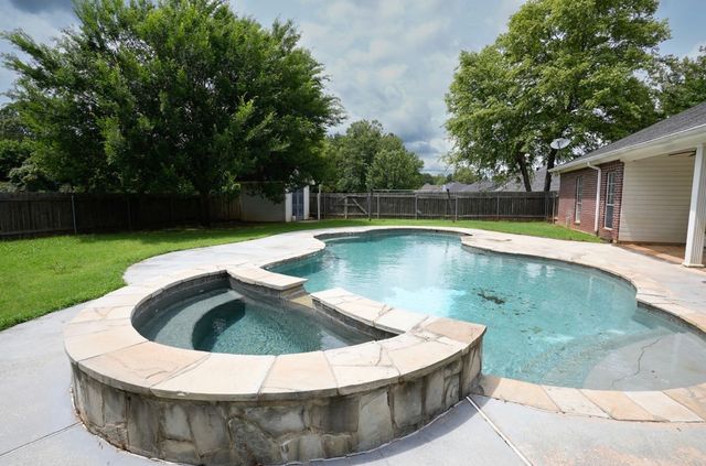 8146 Myrtlewood Road, Greenwood, LA 71033