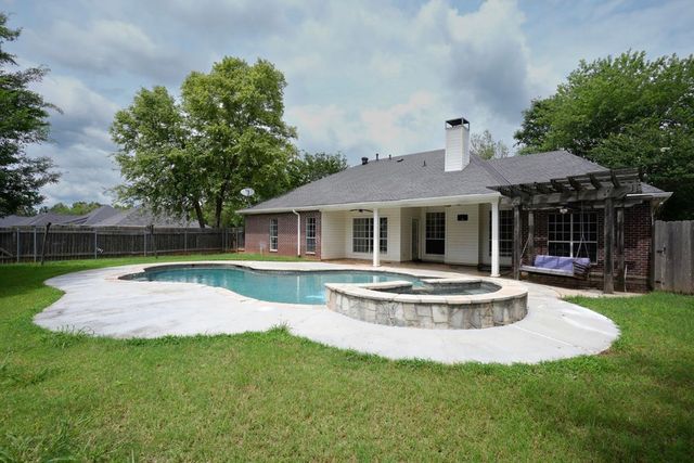 8146 Myrtlewood Road, Greenwood, LA 71033