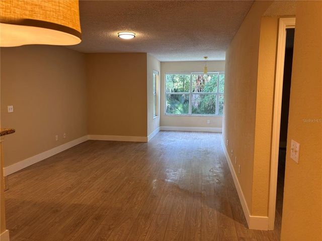 5124 CONROY ROAD 623, Orlando, FL 32811