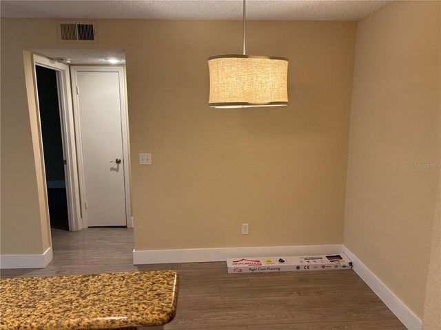5124 CONROY ROAD 623, Orlando, FL 32811