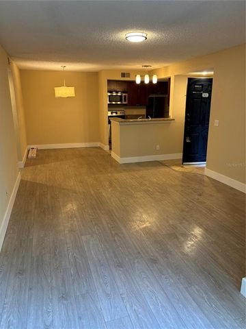 5124 CONROY ROAD 623, Orlando, FL 32811