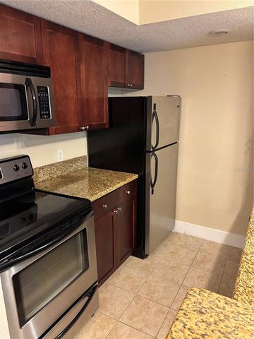 5124 CONROY ROAD 623, Orlando, FL 32811