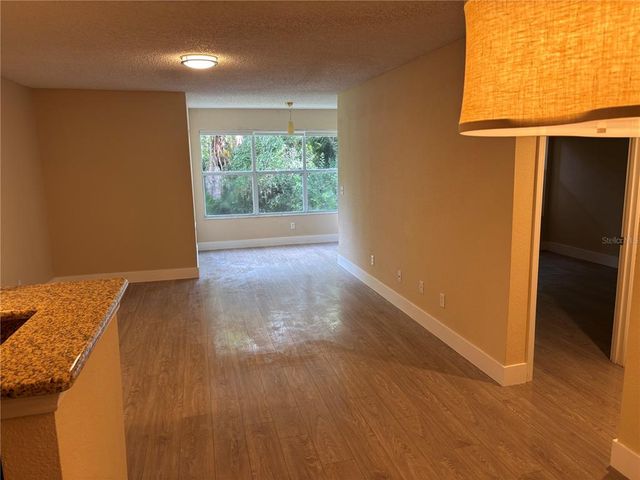 5124 CONROY ROAD 623, Orlando, FL 32811