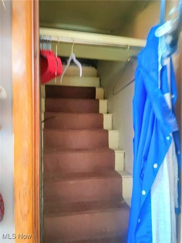 16 BeechRock Drive, Zanesville, OH 43701