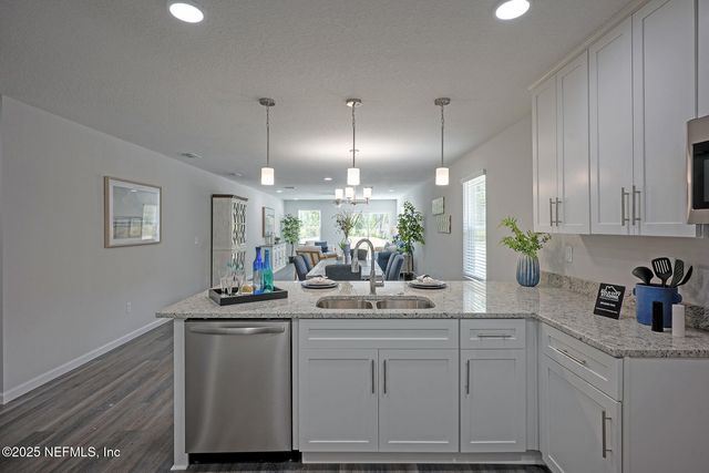 15236 ROBERT Avenue, Jacksonville, FL 32218