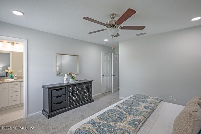 15236 ROBERT Avenue, Jacksonville, FL 32218