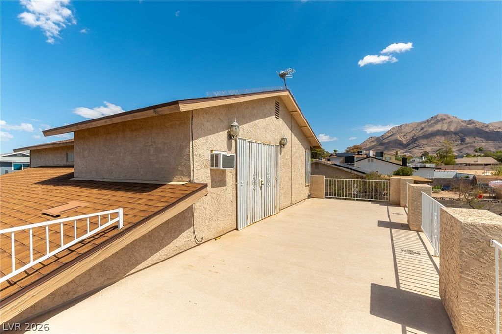 Image 18 of property listing at 6235 Adenmoor Court, Las Vegas, NV 89156