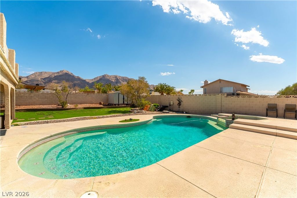 Image 21 of property listing at 6235 Adenmoor Court, Las Vegas, NV 89156