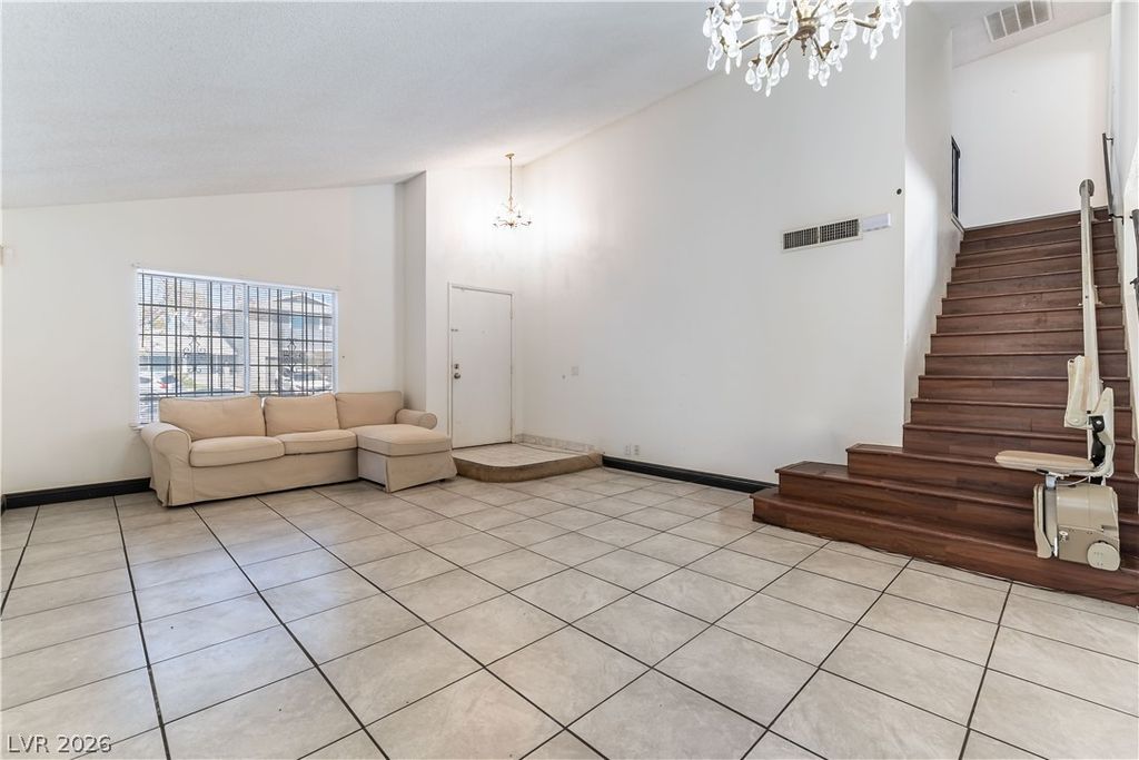 Image 4 of property listing at 6235 Adenmoor Court, Las Vegas, NV 89156