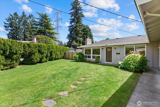 3715 NE 10th Court, Renton, WA 98056