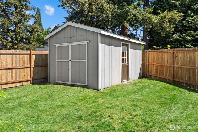 3715 NE 10th Court, Renton, WA 98056