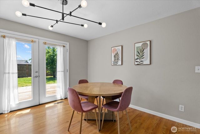 3715 NE 10th Court, Renton, WA 98056