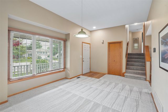 4510 88th Street, Urbandale, IA 50322