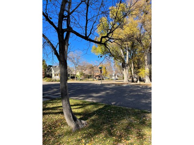 348 Collyer St 208, Longmont, CO 80501