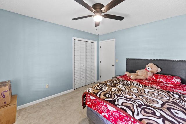 3950 Country Park Ln, Murfreesboro, TN 37128