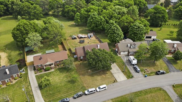 3950 Country Park Ln, Murfreesboro, TN 37128