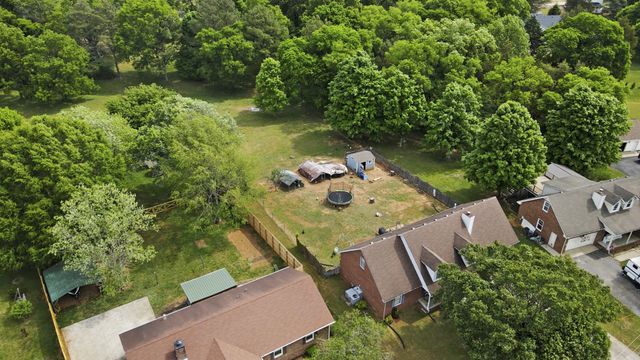 3950 Country Park Ln, Murfreesboro, TN 37128