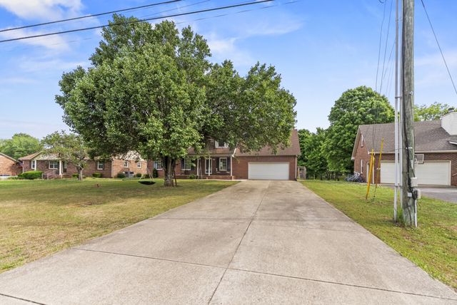 3950 Country Park Ln, Murfreesboro, TN 37128