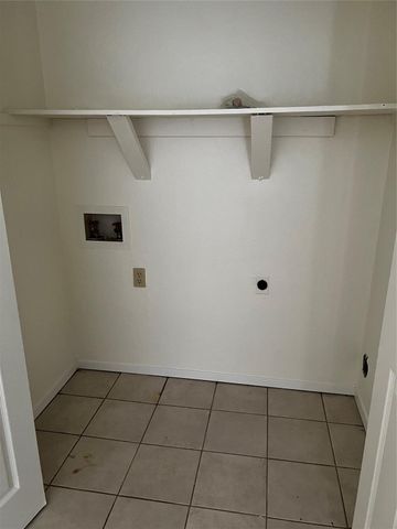 5408 Atascosa DR A, Austin, TX 78744