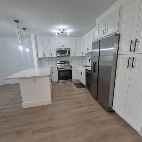 538 Flanders L, Delray Beach, FL 33484