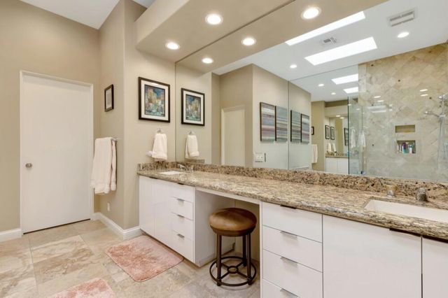 769 Box Canyon Trail, Palm Desert, CA 92211