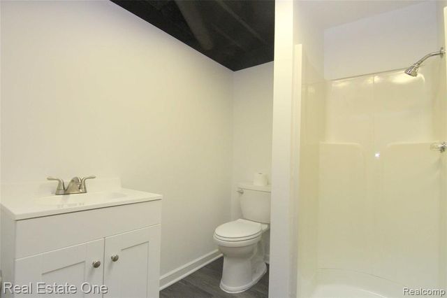 2110 Hidden Meadows Drive A, Walled Lake, MI 48390