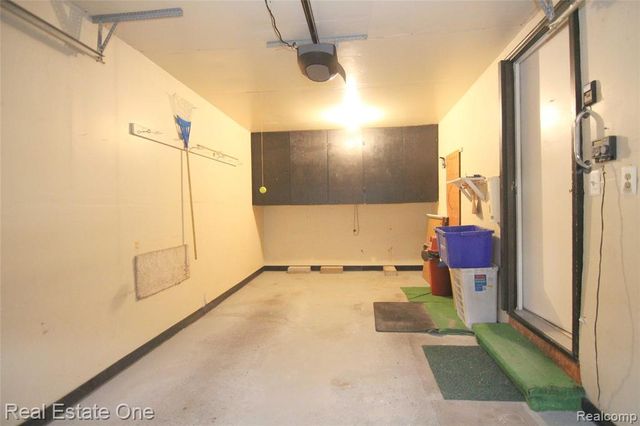 2110 Hidden Meadows Drive A, Walled Lake, MI 48390