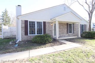 2110 Hidden Meadows Drive A, Walled Lake, MI 48390