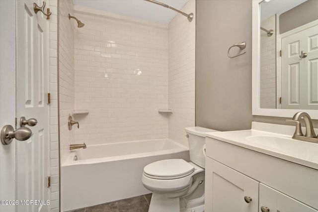 44 Marion Street 9, Red Bank, NJ 07701