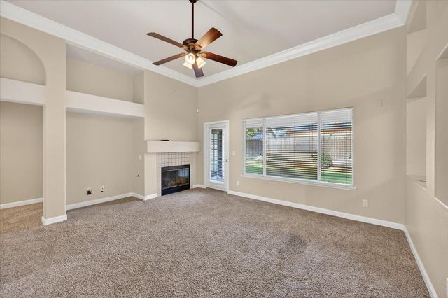 5950 W Chennault Avenue, Fresno, CA 93722