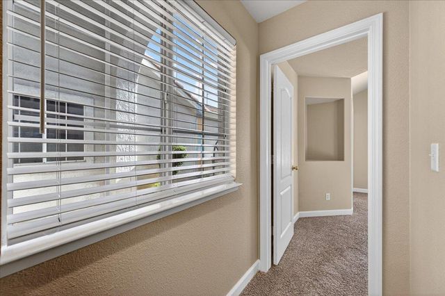 5950 W Chennault Avenue, Fresno, CA 93722