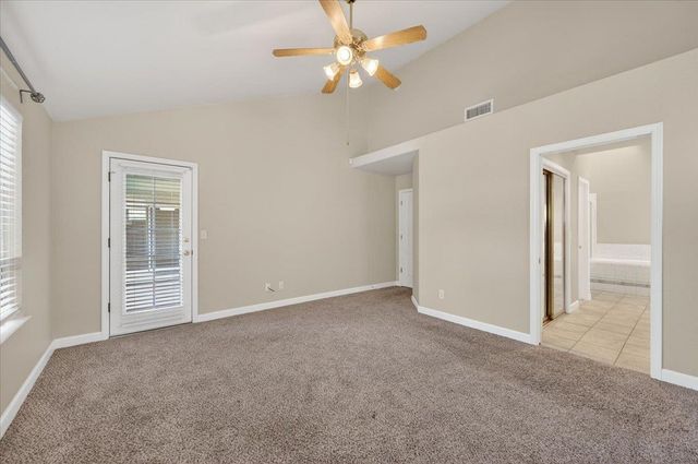 5950 W Chennault Avenue, Fresno, CA 93722