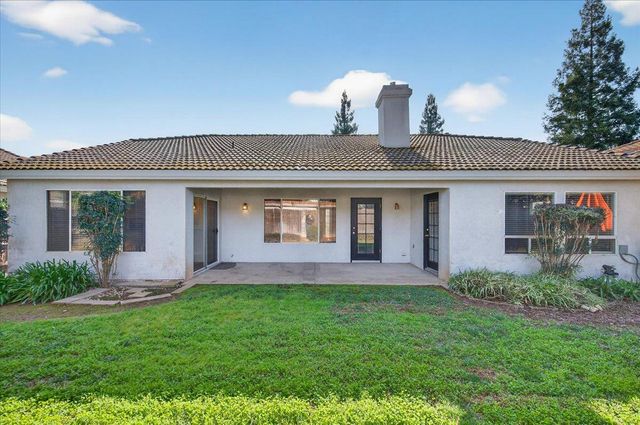 5950 W Chennault Avenue, Fresno, CA 93722