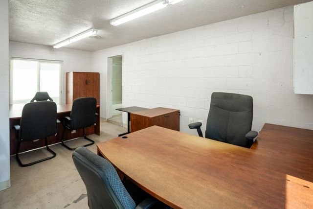 33 E Gridley Rd, Gridley, CA 95948