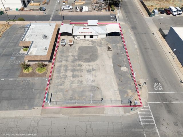 33 E Gridley Rd, Gridley, CA 95948