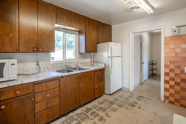 33 E Gridley Rd, Gridley, CA 95948