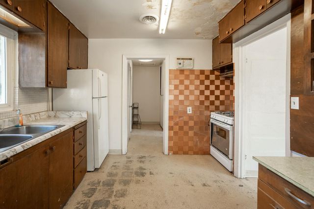 33 E Gridley Rd, Gridley, CA 95948