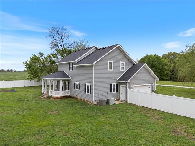 13214 Taylor Orchard Road, Gentry, AR 72734