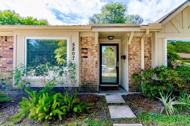 5807 Silver Forest Drive, Houston, TX 77092