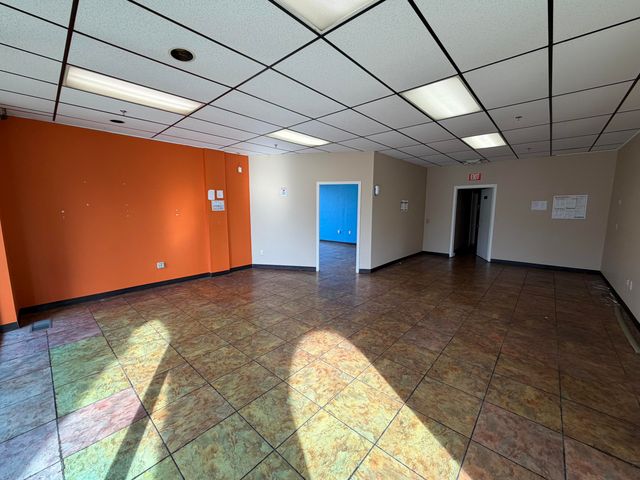 940 S National Avenue D, Springfield, MO 65804