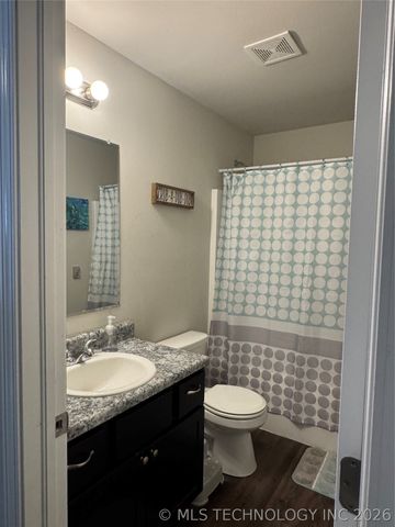 2805 E Quincy Street, Broken Arrow, OK 74014