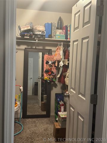 2805 E Quincy Street, Broken Arrow, OK 74014