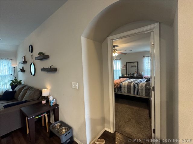 2805 E Quincy Street, Broken Arrow, OK 74014